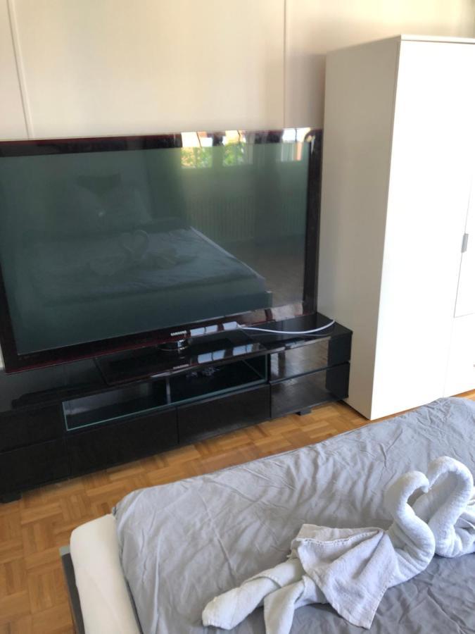 Fai'S Guesthouse Виднау Экстерьер фото