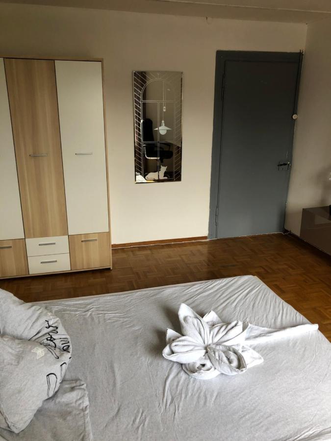 Fai'S Guesthouse Виднау Экстерьер фото